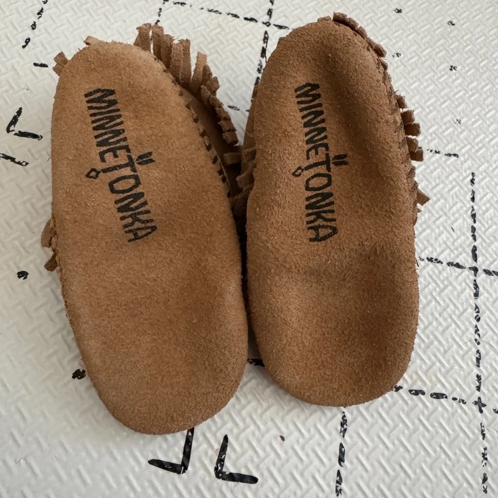 Minnetonka Riley Bootie - Size 4, Brand New